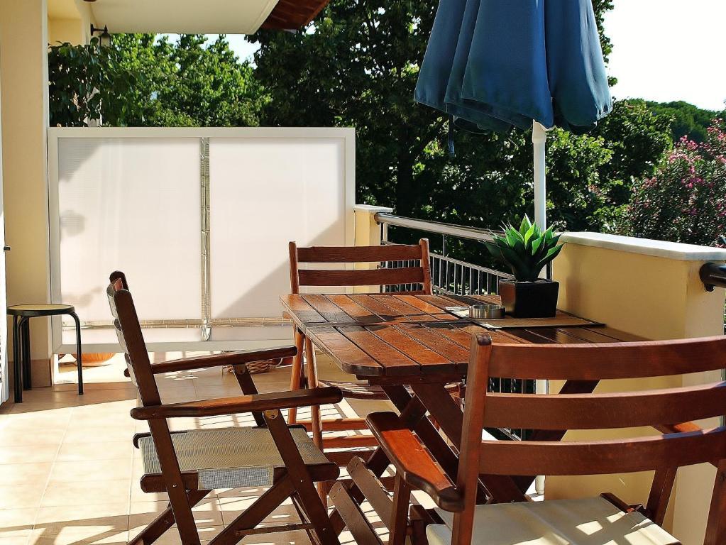 Dionysos Apartment Аспровалта Стая снимка