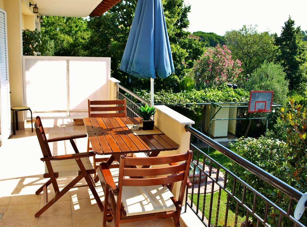 Dionysos Apartment Аспровалта Стая снимка